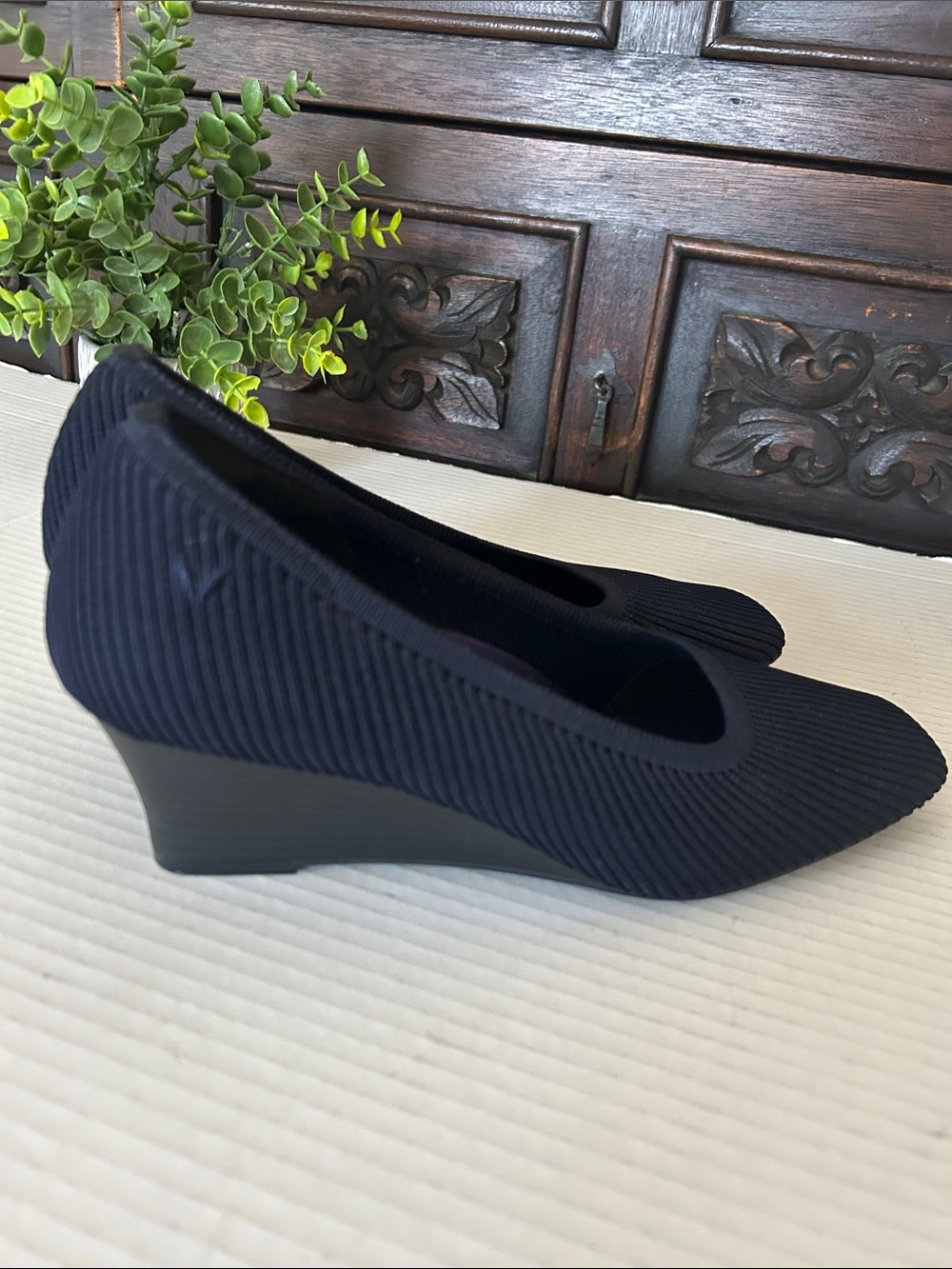 Vivaia Navy Ribbed Knit Wedge Pumps - Picture 6 of 12